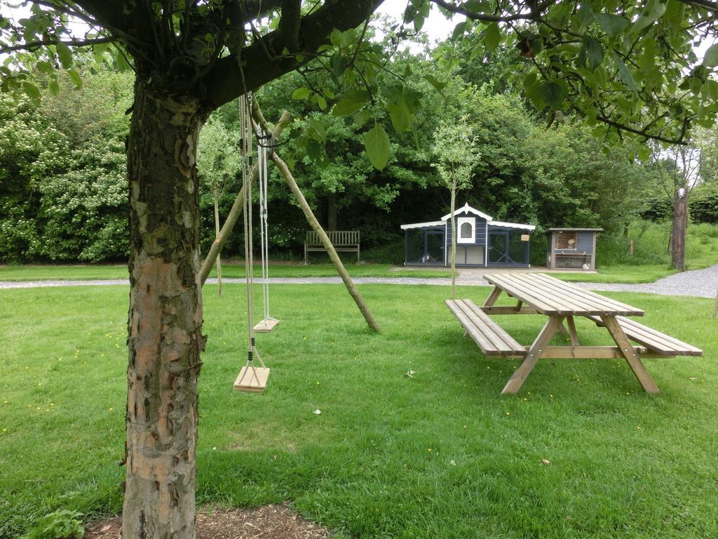Pipowagen Camping Puur Genieten Bed & Breakfast Someren Екстериор снимка