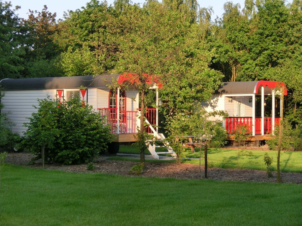 Pipowagen Camping Puur Genieten Bed & Breakfast Someren Екстериор снимка
