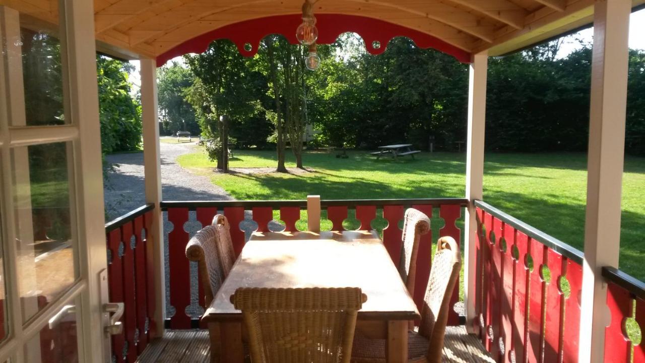 Pipowagen Camping Puur Genieten Bed & Breakfast Someren Екстериор снимка